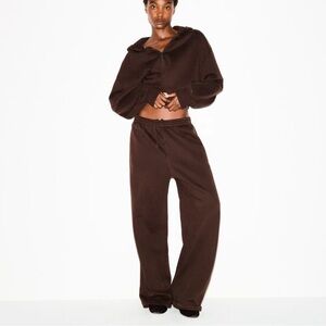 Skims boyfriend fleece Brown Women's Pants XL brand new